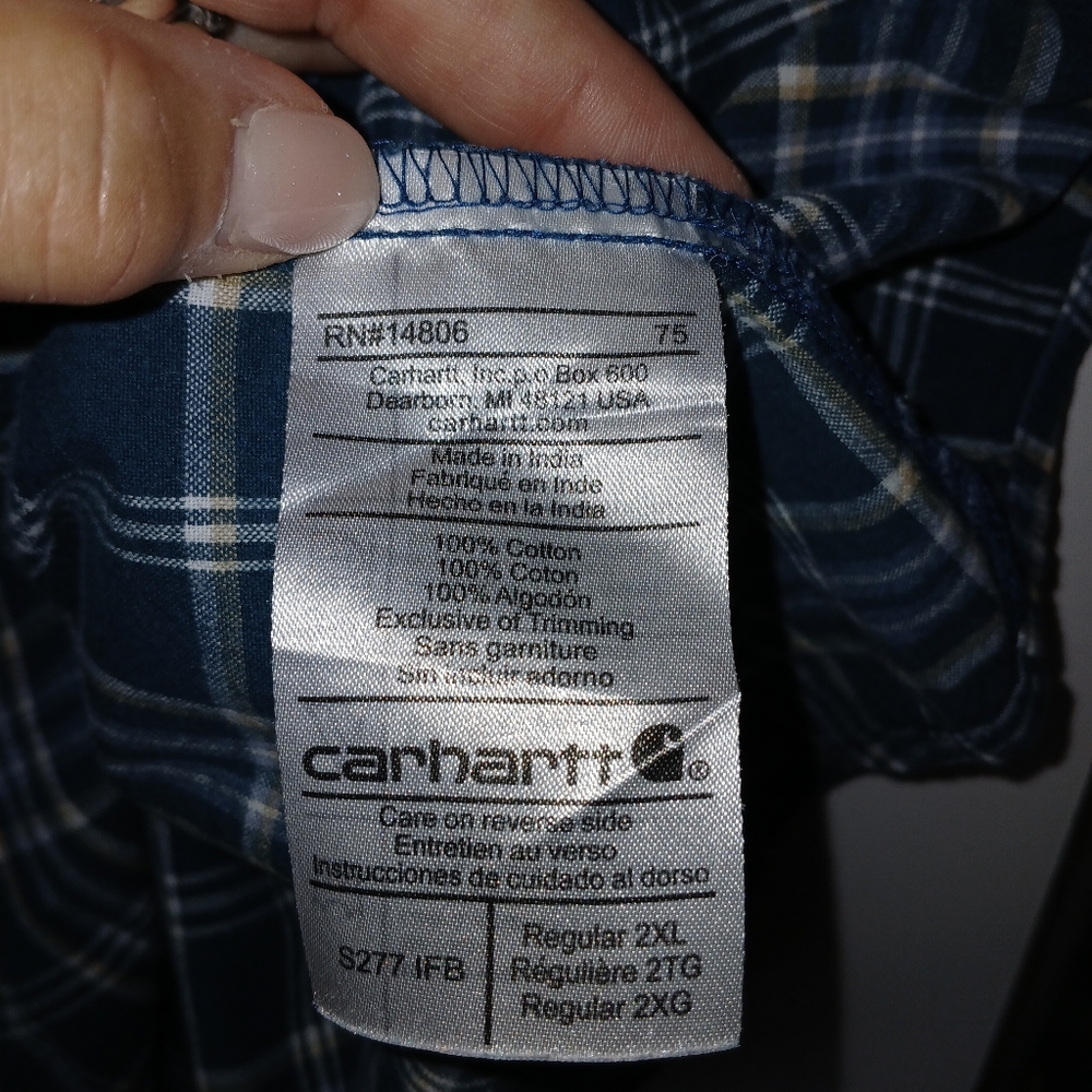 EUC CARHARTT Men's Navy Checkered Button Down Shirt - Picture 5 of 6